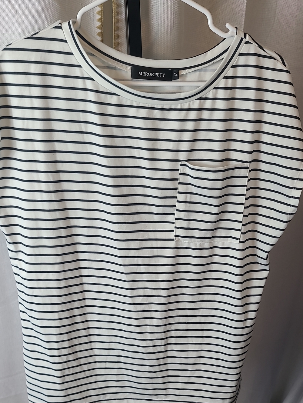 MEROKEETY striped Med Tee. - Picture 2 of 5